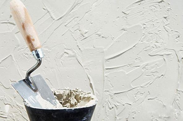 新房裝修膩?zhàn)尤绾喂蔚糜挚煊趾?？刮膩?zhàn)拥牟襟E和訣竅學(xué)一學(xué)！