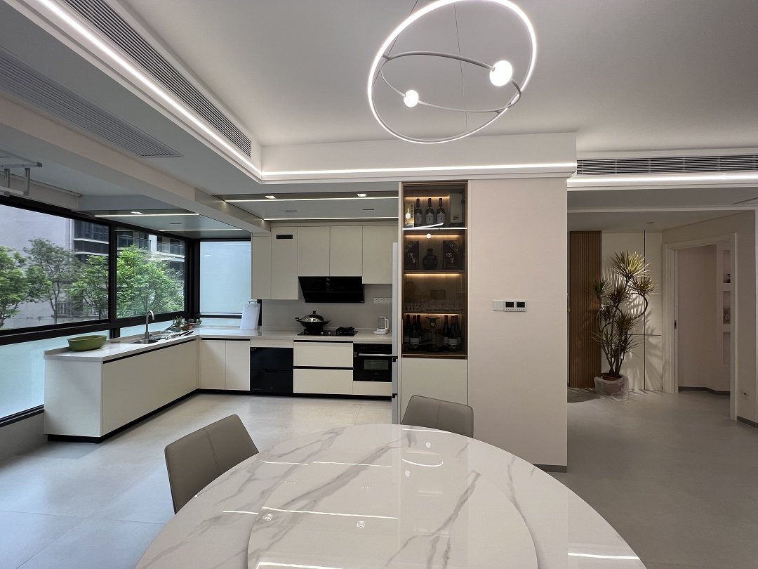南寧二手房全拆裝修有哪些要注意？現(xiàn)代簡(jiǎn)約-餐廚