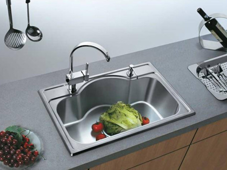 裝修時(shí)如何選擇不銹鋼水槽？趕緊get !