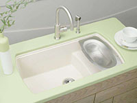 廚房水槽的材質(zhì)該怎么選，看完這篇就知道了