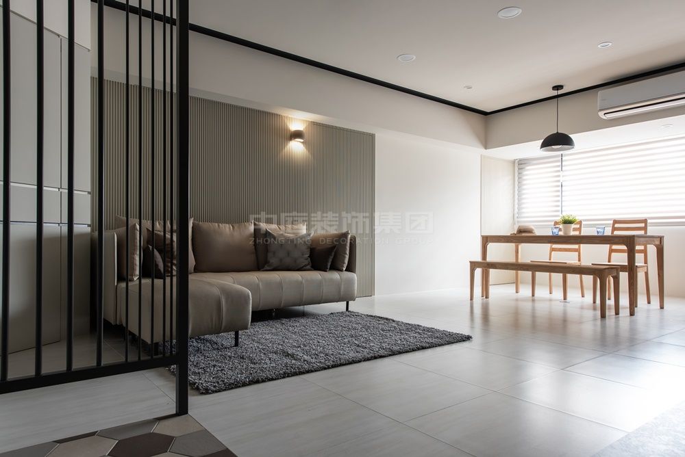 綠地國(guó)際花都109m&sup2;極簡(jiǎn)風(fēng)格案例