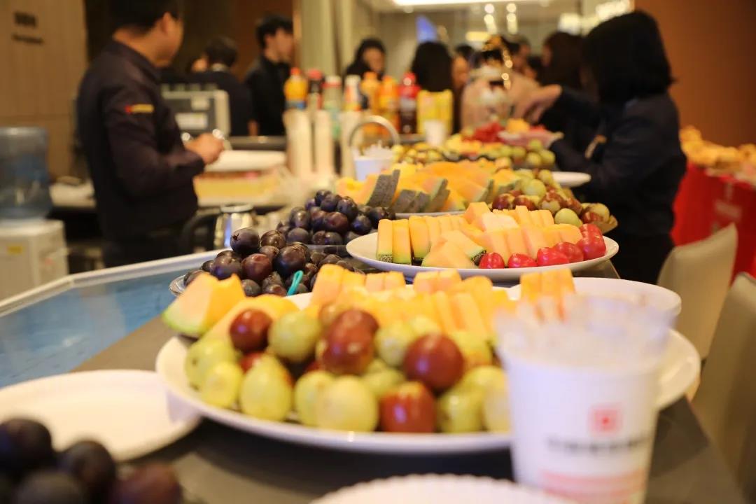 員工生日會丨金秋碩果，共度韶華，祝壽星們生日快樂！